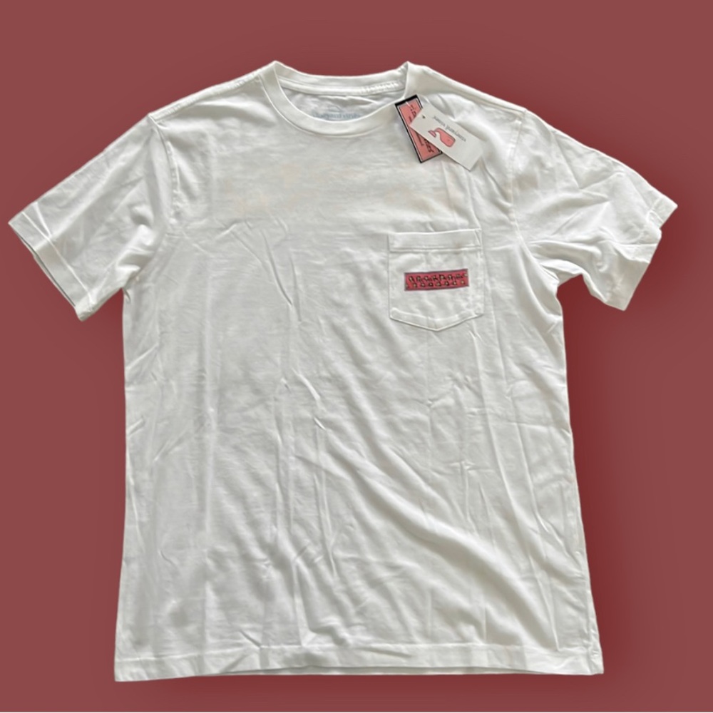 ❗️FINAL❗️ 🆕 VINEYARD VINES Martha’s Vineyard Pocket Tee